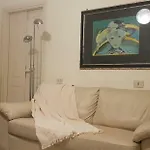 Bilocale ristrutturato ed arredato Porta Romana